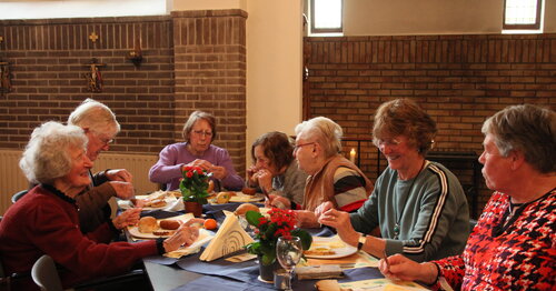 Seniorendag met boeiende Mystery Guest